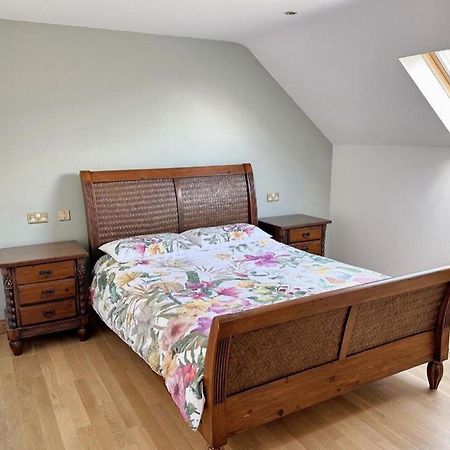 Отель Tara House Annalong Экстерьер фото